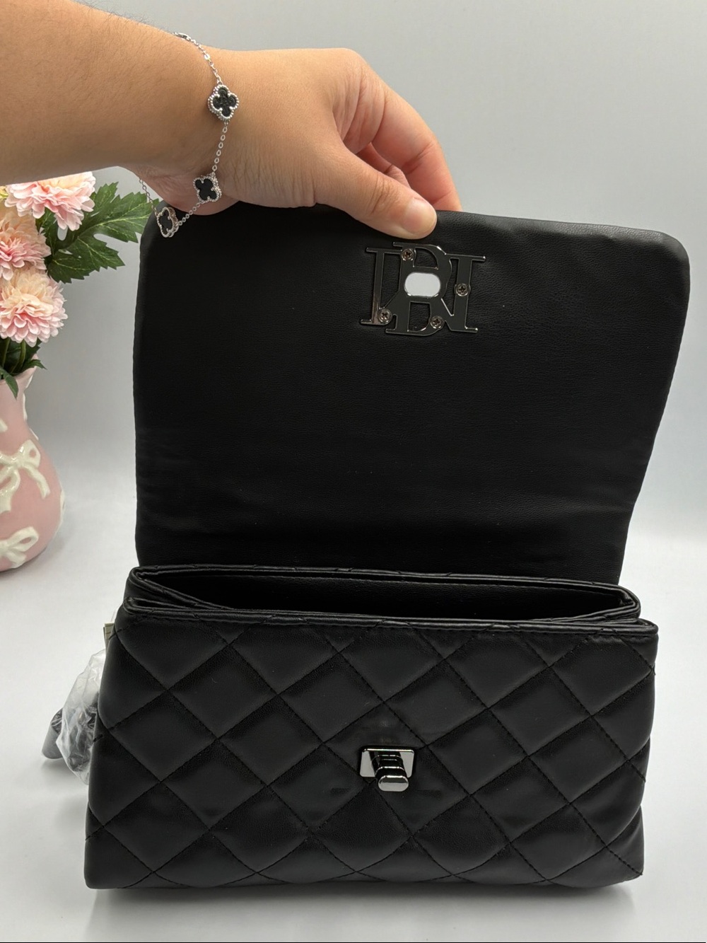 Badgley Mischka Quilted Black Shoulder Bag with Chain Strap - Picture 4 of 10
